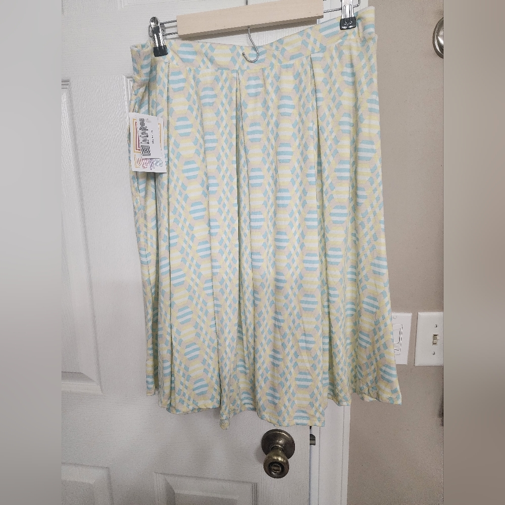 LuLaRoe Madison XL Skirt
